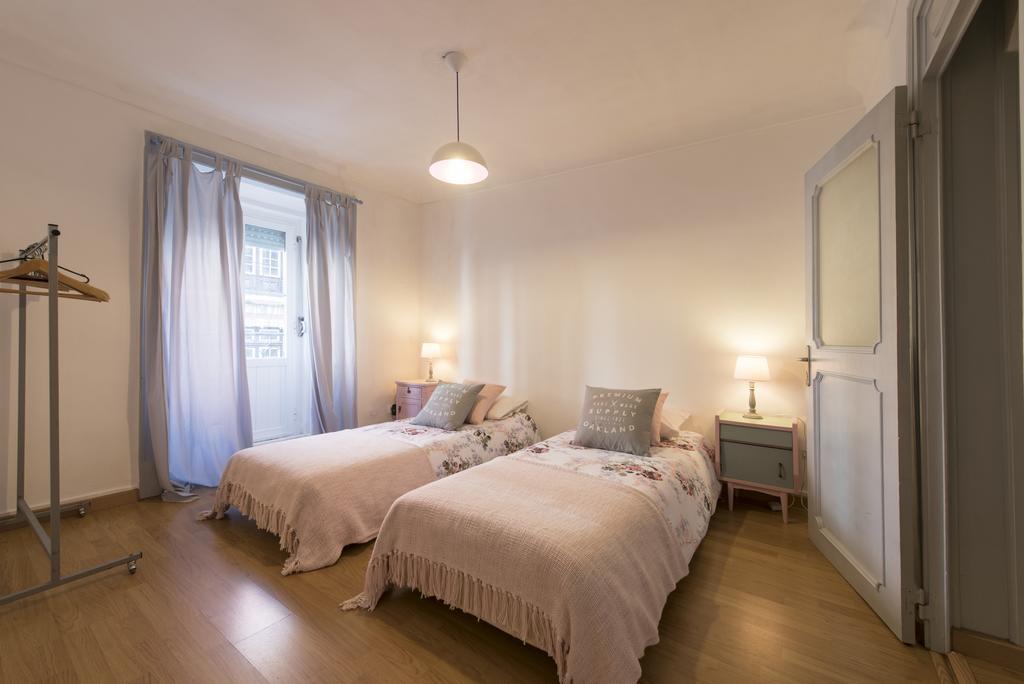 Downtown Doll'S House Apartment Lisbon Exterior photo